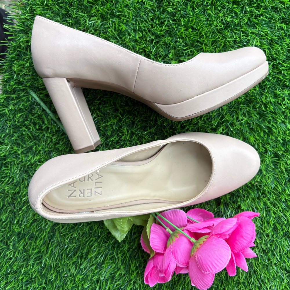 NATURALIZER BLOCK 4" HEEL PLATFORM 7.5 TAN TAUPE CREAM ROUND TOE 1/2" PLATFORM - Picture 3 of 12